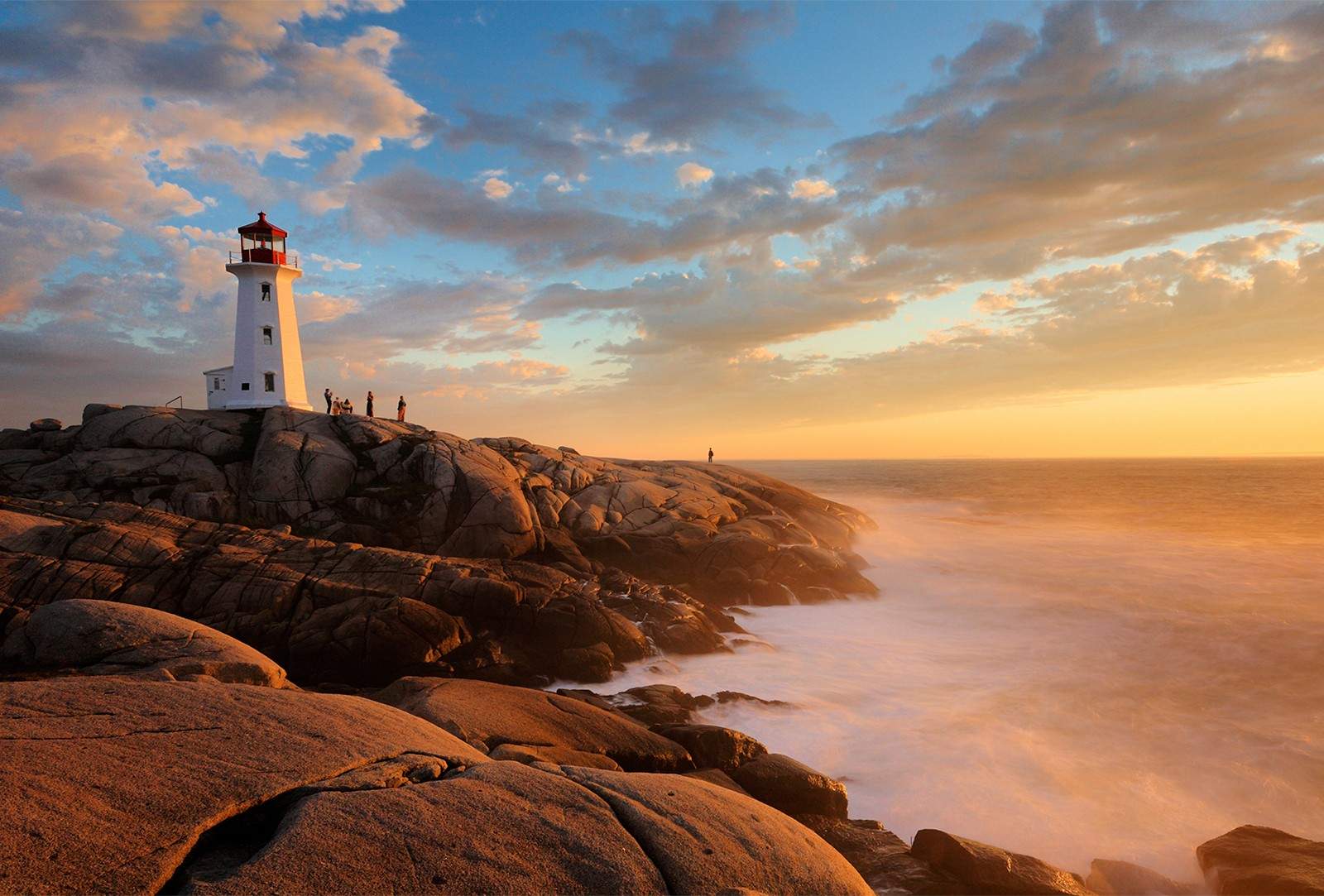 Peggyscove 1600x1083 